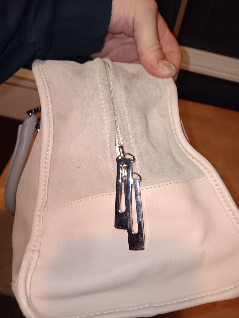 Loewe Suede Leather Amazona Bag With Lock Key & Dustbag - Picture 7 of 10